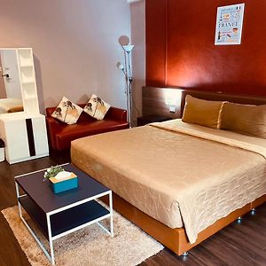 Deluxe Zimmer mit Kingsize-Bett